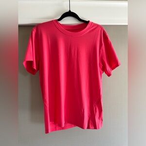 Lululemon Vibrant Pink T-Shirt